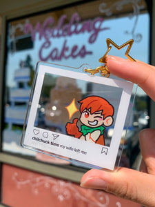 Chilchuck Photo Dungeon Meshi Acrylic Charm