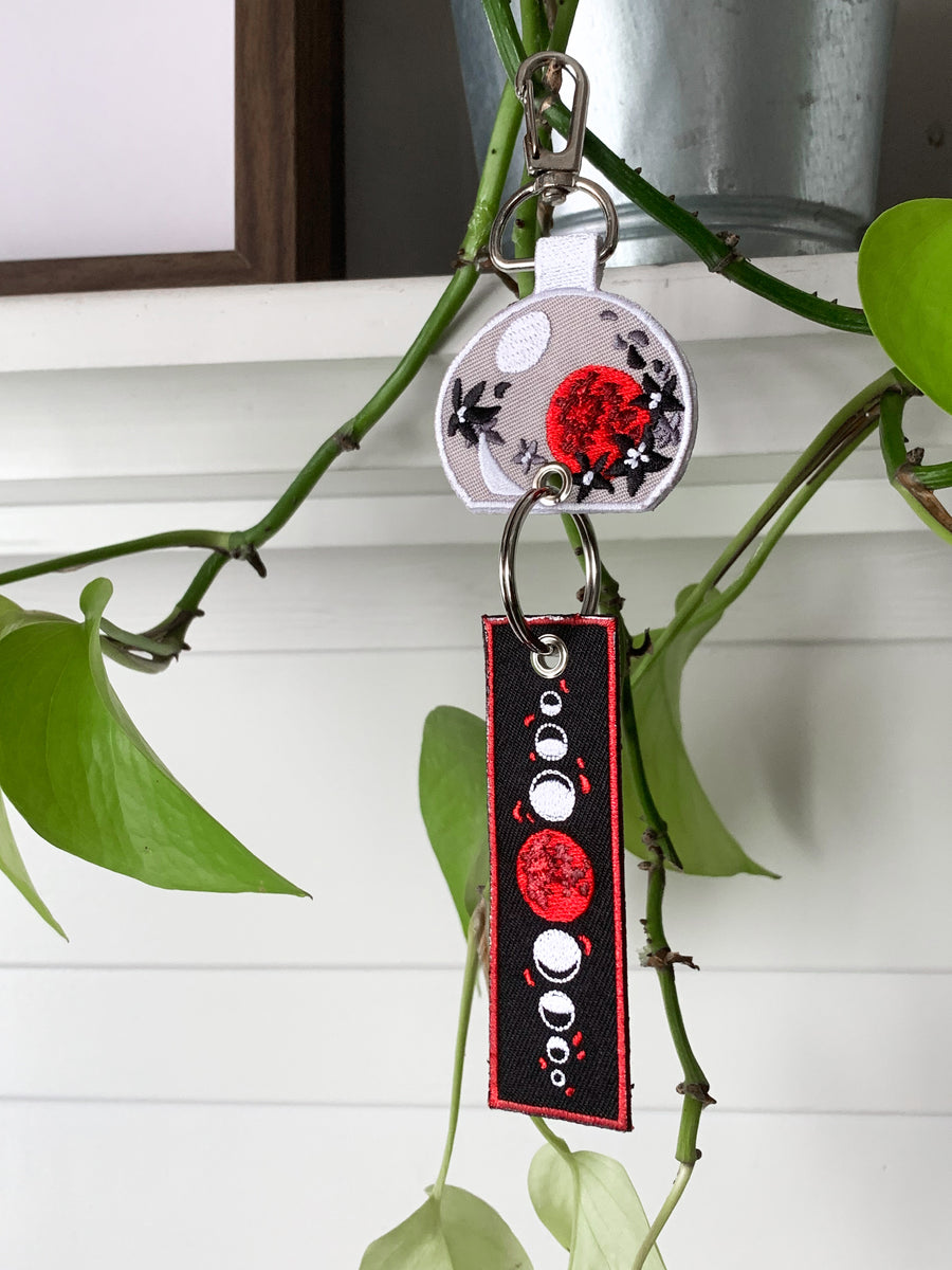 Moon Wind Chime Tag Keychain – zetallis