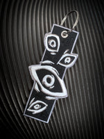 Load image into Gallery viewer, Eyes Tag Keychain
